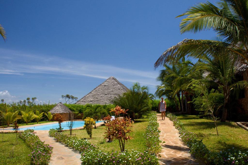 Sheba Cottages - Diani Beach Exterior photo